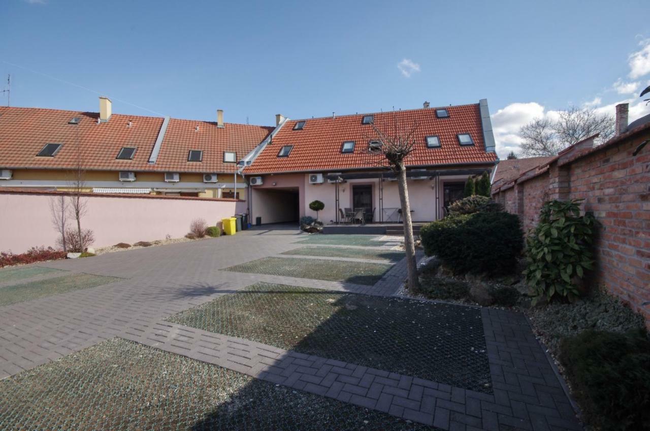 Royal Residence Apartments Gyula Exteriér fotografie