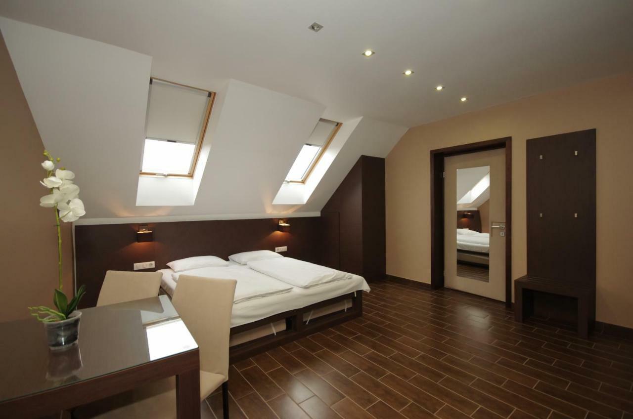 Royal Residence Apartments Gyula Exteriér fotografie