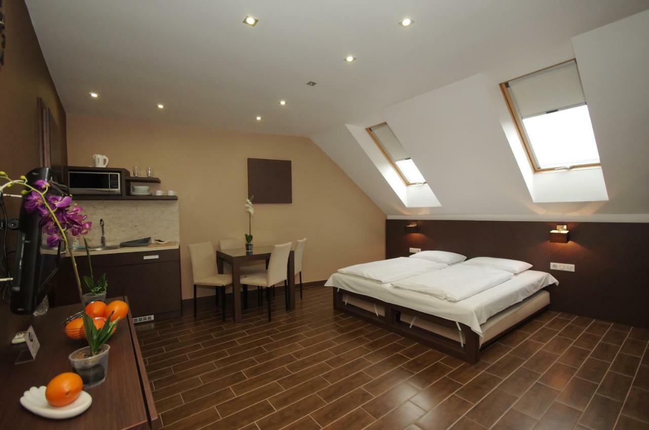 Royal Residence Apartments Gyula Exteriér fotografie