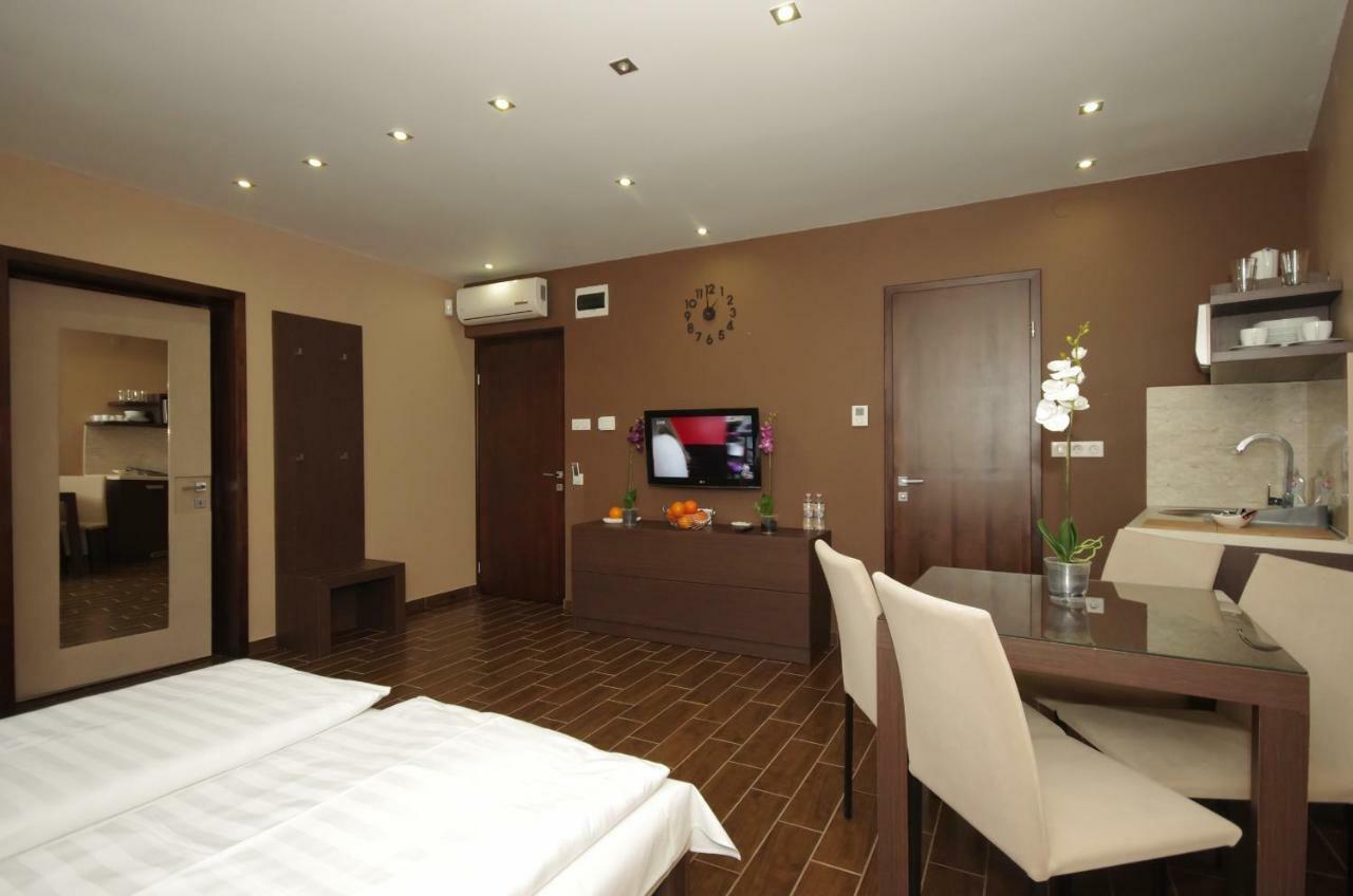 Royal Residence Apartments Gyula Exteriér fotografie