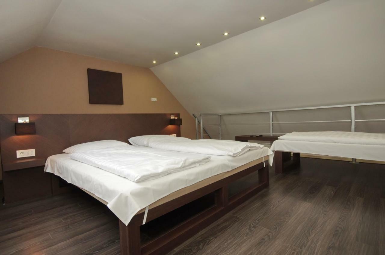 Royal Residence Apartments Gyula Exteriér fotografie
